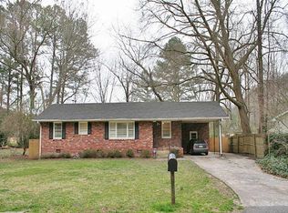 993 Scott Cir, Decatur, GA 30033