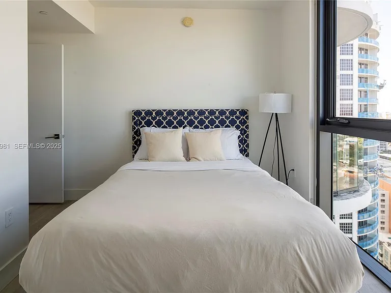 121 NE 34th St #2701 — Photo 14