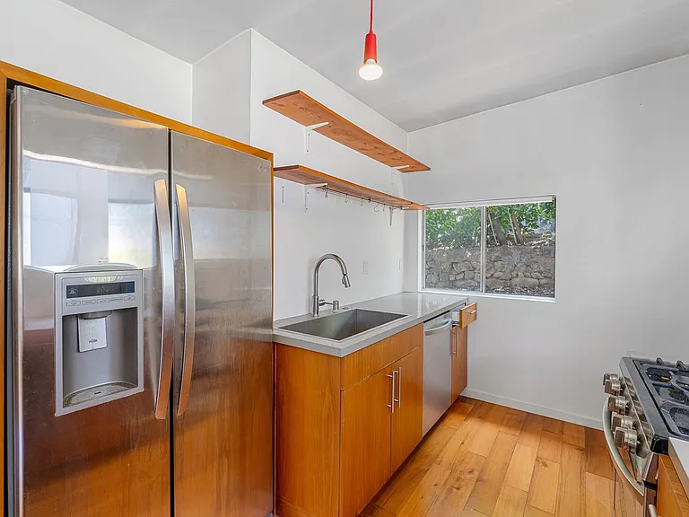 2262 Duane St #2262.5 — Photo 5