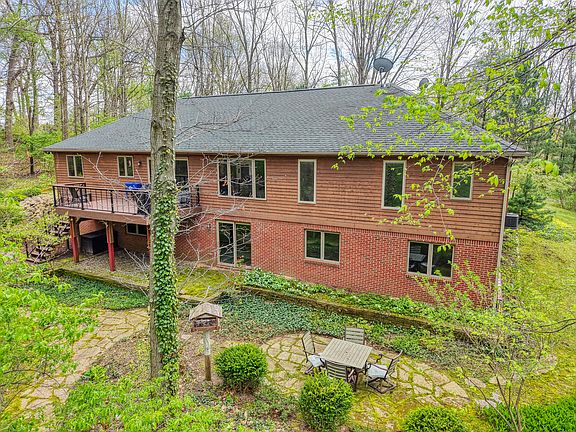 3rd image of 4482 Sutton Rd