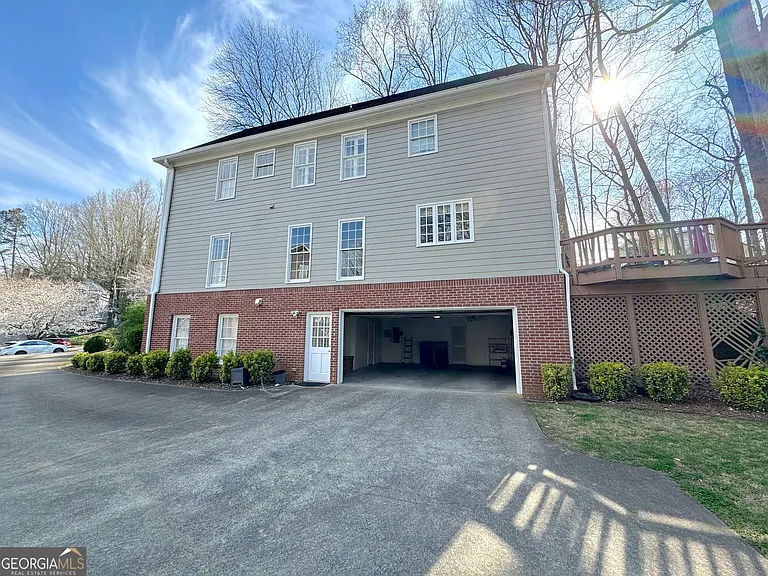 18 Dean Overlook NW — Photo 41
