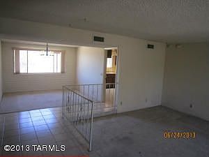 2nd image of 1500 W Calle Concordia