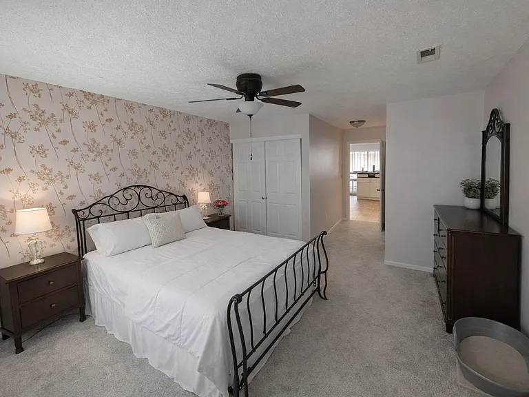 3470 Fishinger Mill Dr — Photo 3