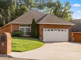 416 Creekview Ln, Knoxville, TN 37923