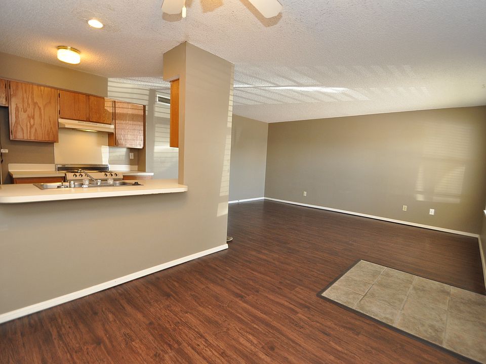 1st image of 1500 W Nettleship St APT 5
