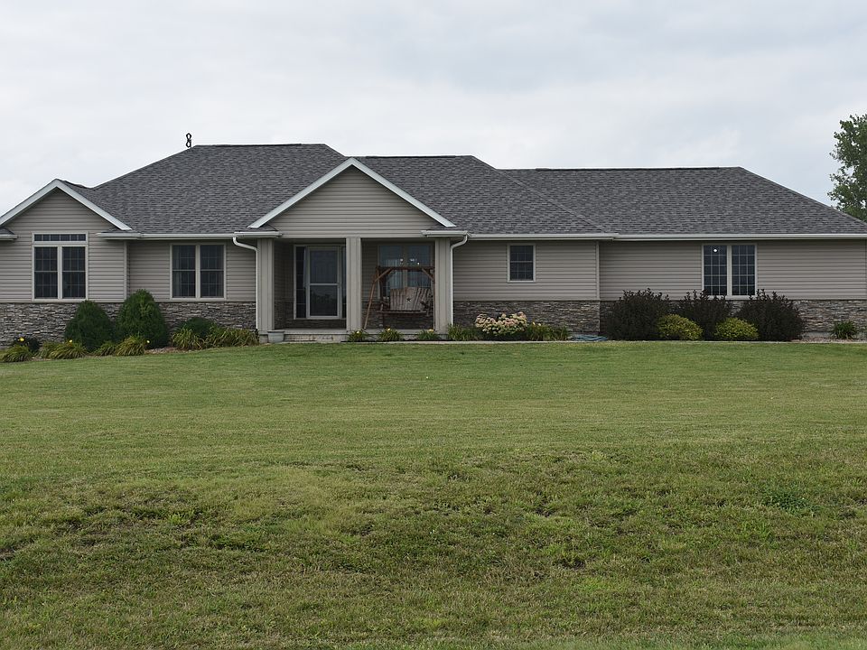 1st image of 25901 Ironhorse Ct