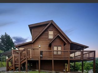 441 Keegan Dr, Pigeon Forge, TN 37863