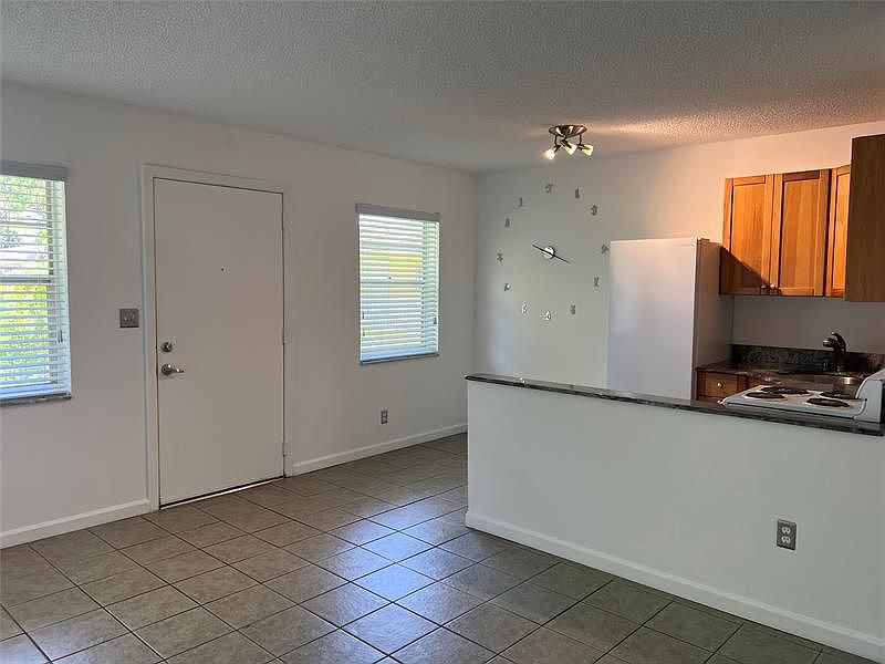 1st image of 5150 NE 6th Ave APT 128