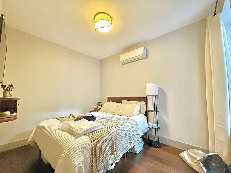 412 Suydam St #3R — Photo 11