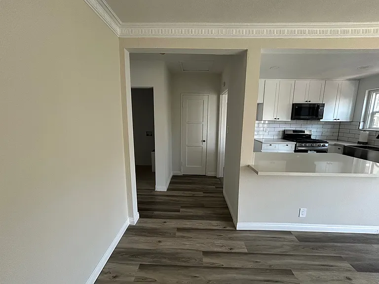 280 S Sadler Ave #2 — Photo 13
