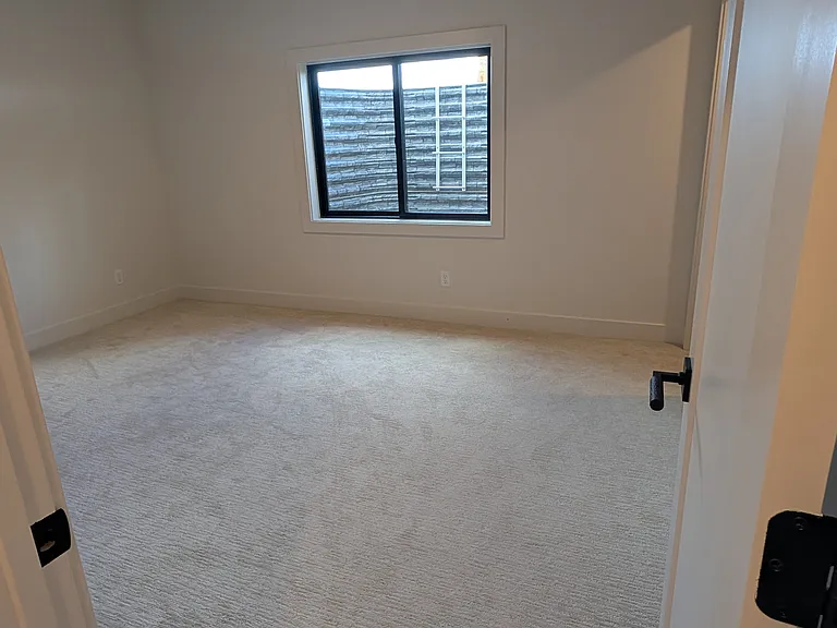 1094 W Marigold Dr — Photo 20