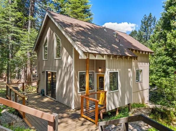 2415 Murphys Dr, Arnold, CA 95223
