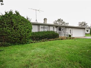 44W670 Keslinger Rd, Elburn, IL 60119