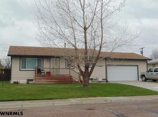 2255 13th St, Gering, NE 69341