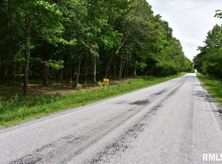 3 Battleford Rd, Stonefort, IL 62987