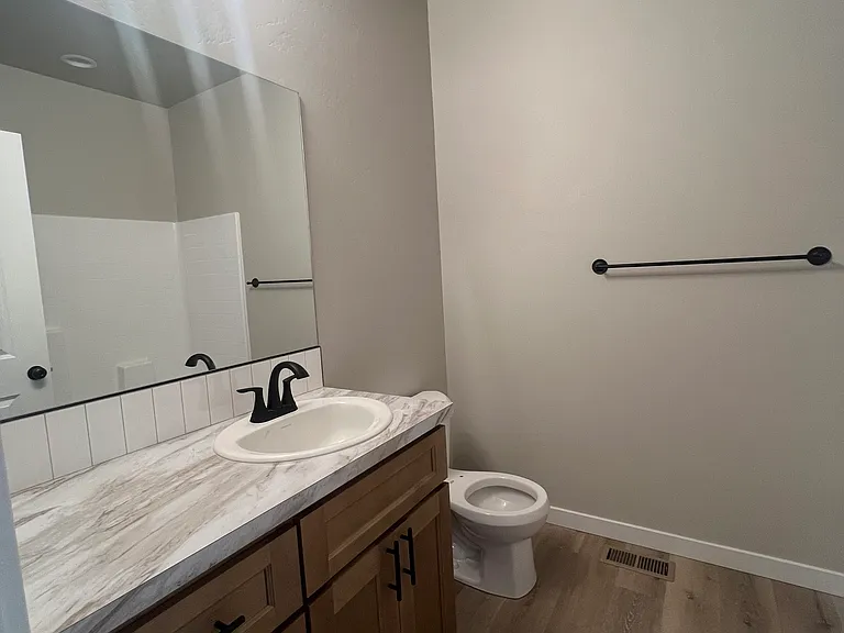 800 Shadowleaf Ave — Photo 6