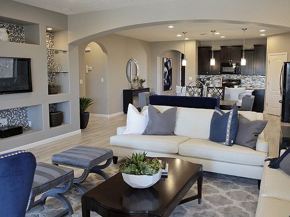 Gathering Room- Open for family entertaining