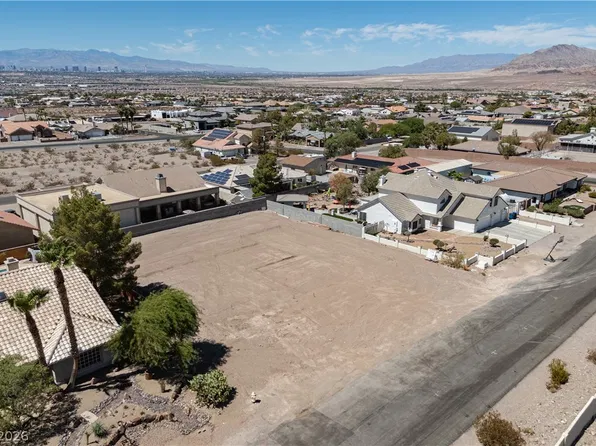 412 N Kiel St, Henderson, NV 89015