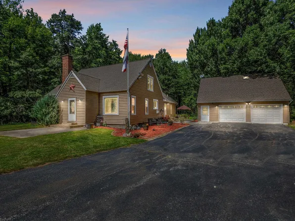 W806 Heath Ln, Marinette, WI 54143