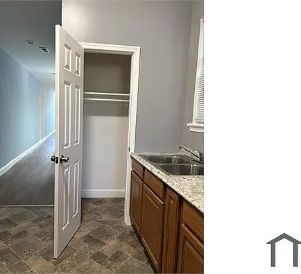 1921 N Fulton Ave — Photo 15
