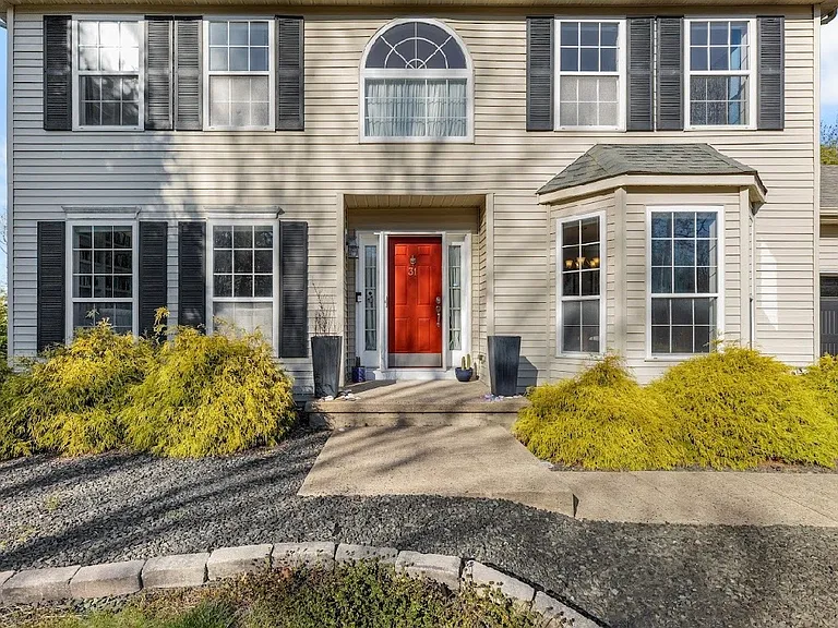 31 Cottonwood Dr — Photo 3