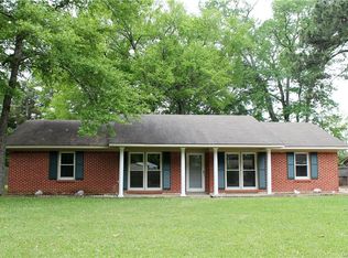 5461 Pine St, Millbrook, AL 36054