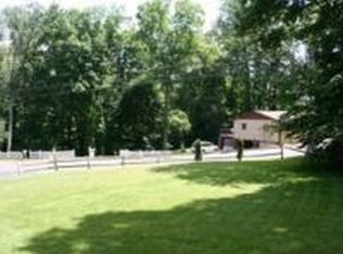 4 Deer Run Rd, Brookfield, CT 06804