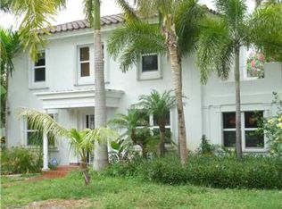 571 NE 94th St, Miami Shores, FL 33138
