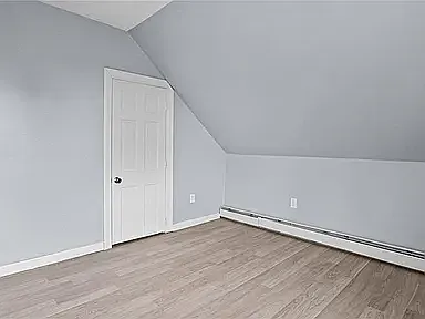40-42 Norwich Ave #3 — Photo 2
