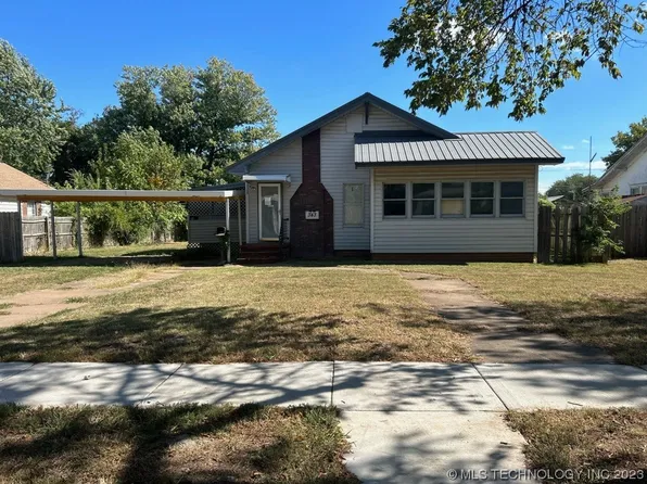 343 S Palm St, Ponca City, OK 74601