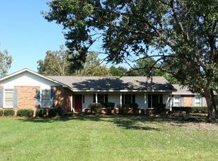 107 Wellington Dr, Perry, GA 31069