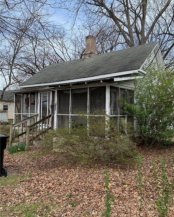 1st image of 309 Elmira St