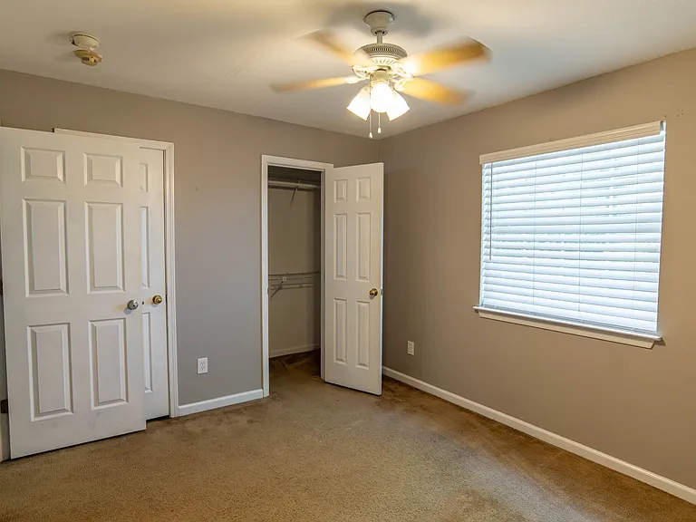 2186 Timberwood Cir N — Photo 14