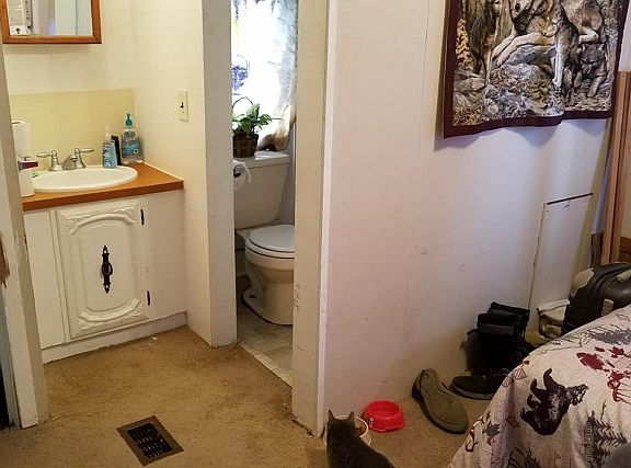 4th image of 831 Ripley Rte E #1