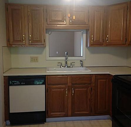 4th image of 58 Trellis Dr #129