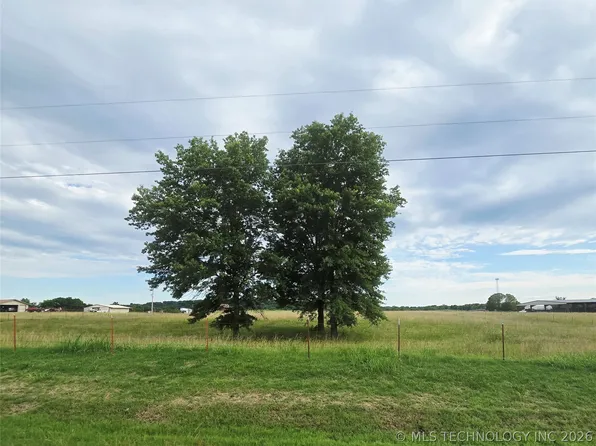13126 E 510th Rd, Claremore, OK 74019