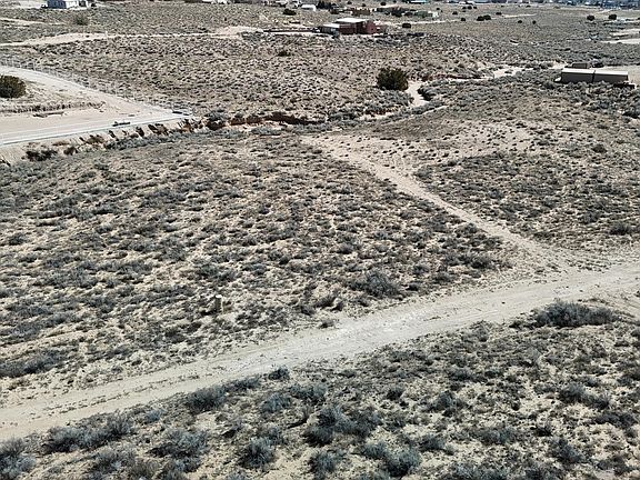 2nd image of 800 Alfoz Pl NE