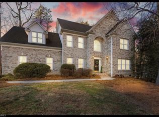 3101 Lodge Dr, Jamestown, NC 27282