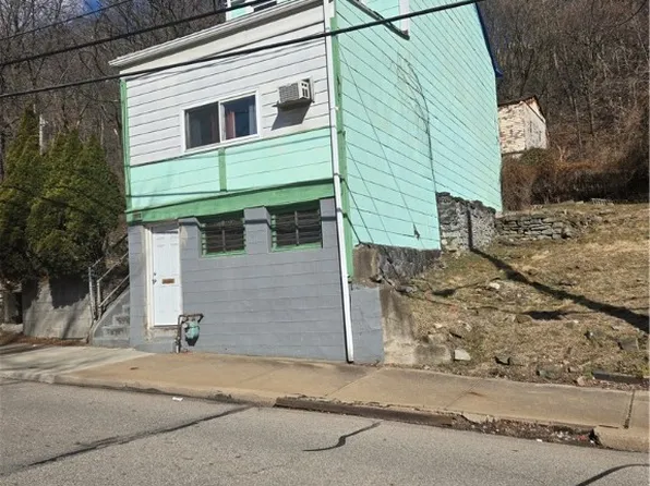 1910 N Charles St, Pittsburgh, PA 15212