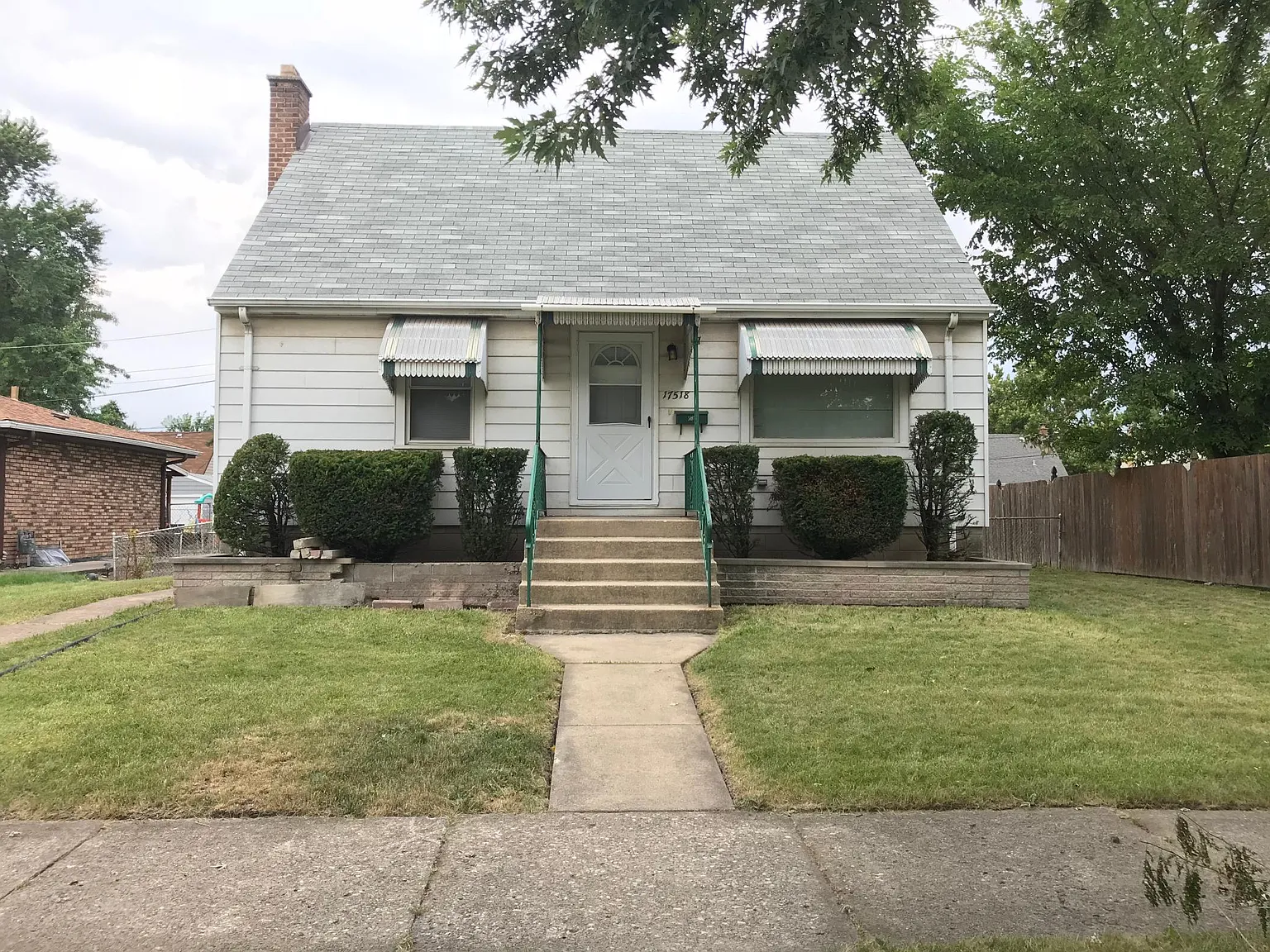 17132 Grant St photo 1