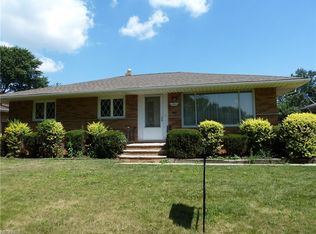 10840 Tiffany Ln, Parma Heights, OH 44130