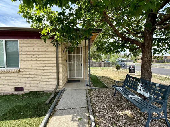 1920 Del Mar Pkwy, Aurora, CO 80010