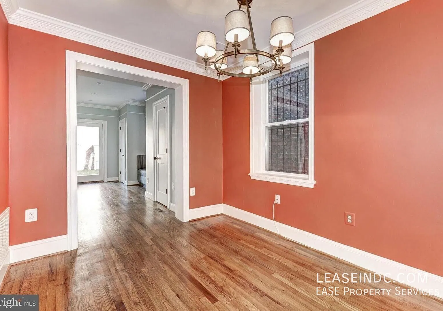 3 bed, 2.5 bath, 1662 sqft, $5,500 — Photo 4