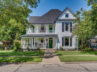 305 University Ave, Waxahachie, TX 75165
