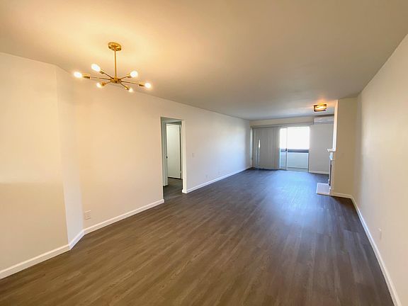 3rd image of 10201 Woodbine St #103