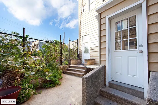 Rented by Native Real Estate LLC | media 24