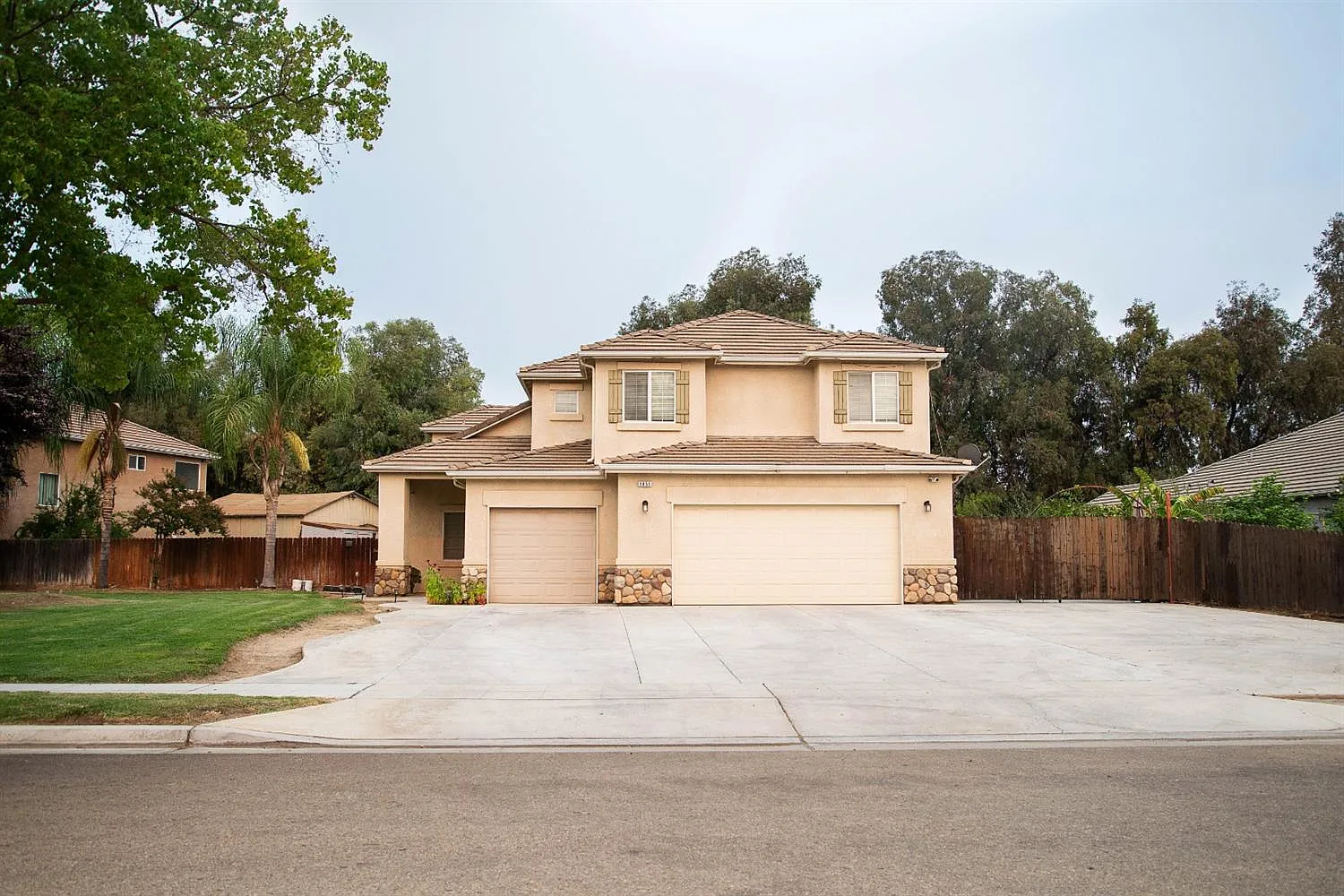 1855 S Orangewood Dr photo 1
