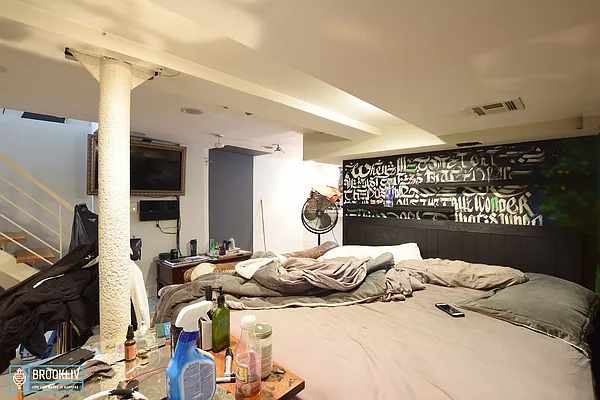 Rented by null | media 3