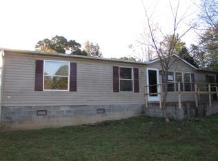 1141 Wingo Rd, Campobello, SC 29322