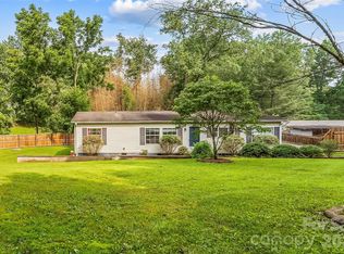19 Brandon Ln, Weaverville, NC 28787